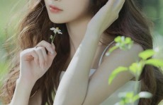 处破大全视频流血！中文国际频道美女主播余露莹
